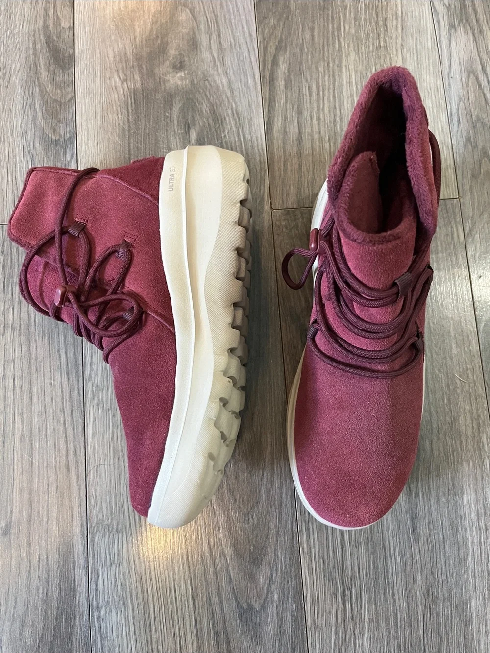 Skechers Skyhigh Ultra sneaker boots suede size 7.5